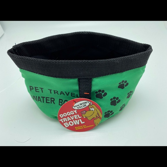 NEW Pet Travel Bowl Green Collapsible - Picture 2 of 3